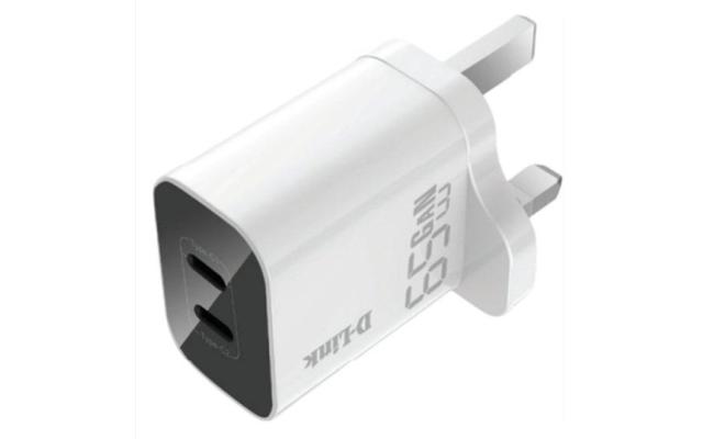 D-Link DPC-652/E 65W Dual USB Wall Charger